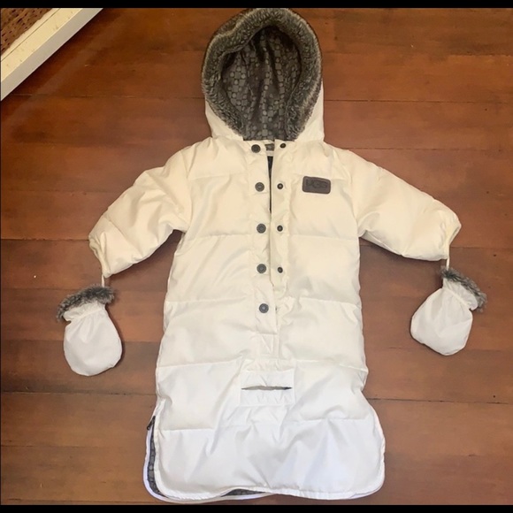 Ugg bunting 0-6 month bought but my son will not wear torono